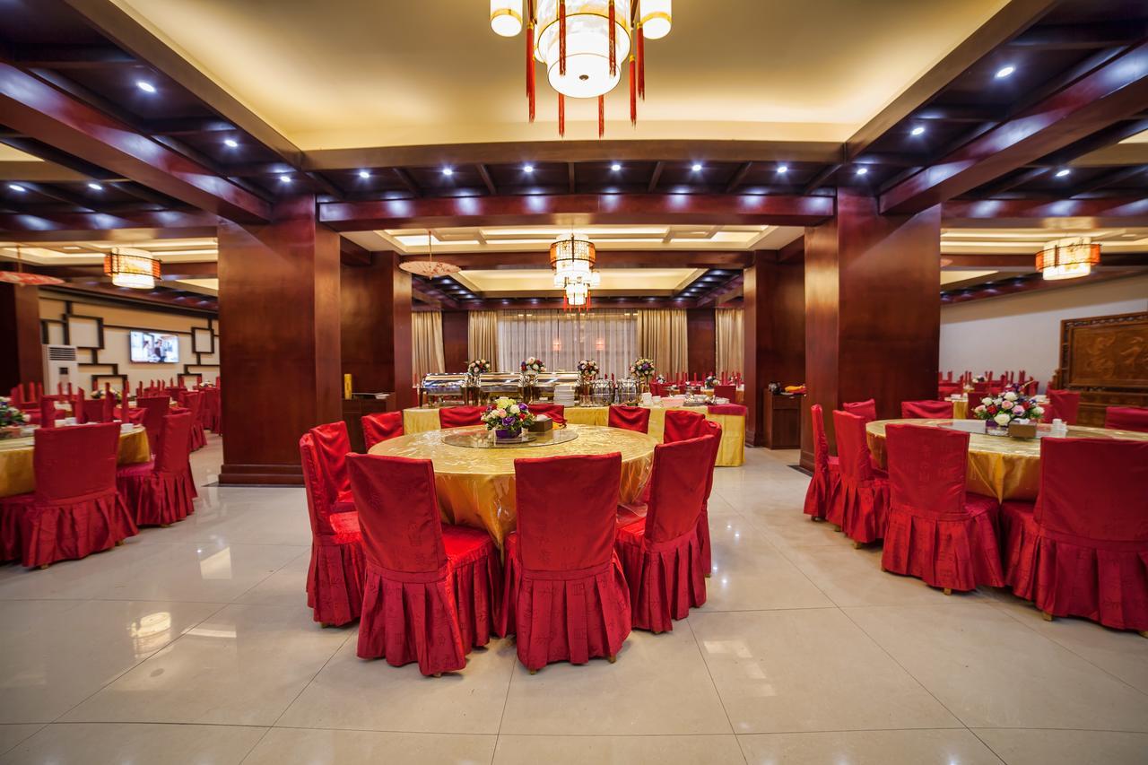 Hotel Shanghai City Osh Exterior foto