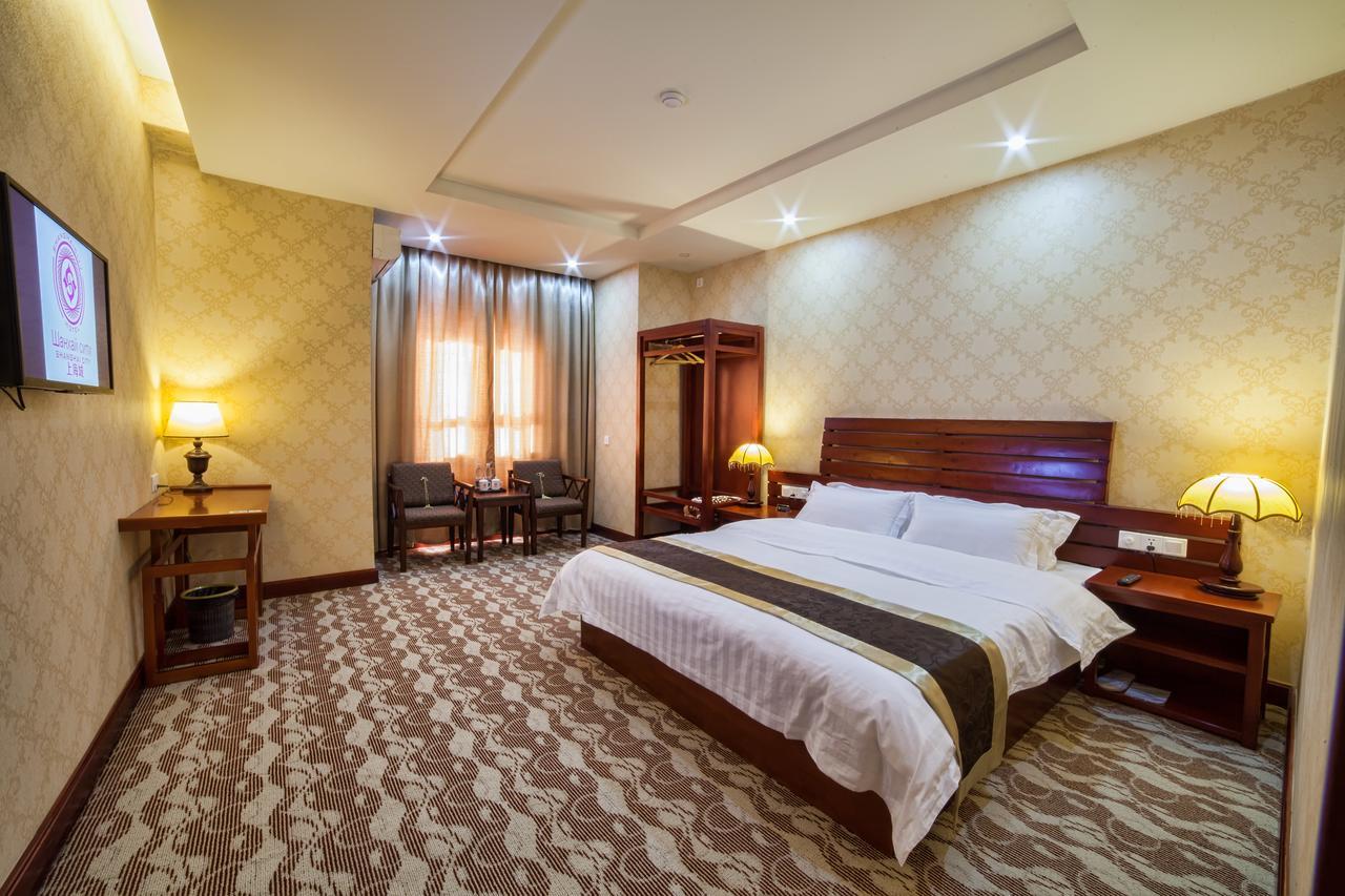 Hotel Shanghai City Osh Exterior foto